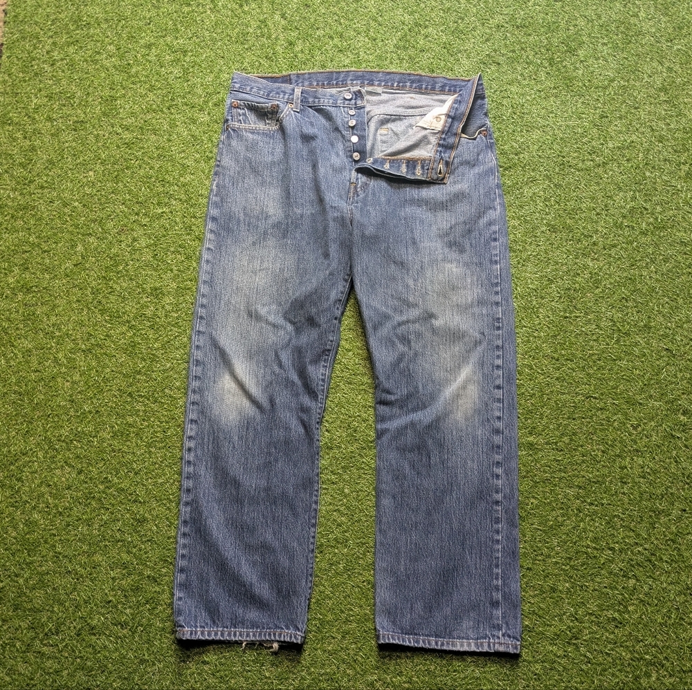 Levi's 501 Jeans Size 40x32 Fits 38x30